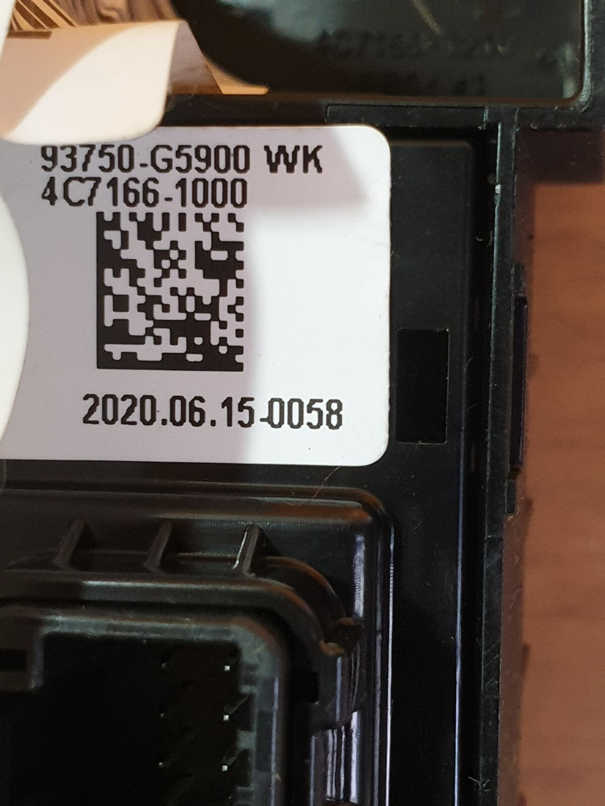 ✅Kia Niro 2 S-A 1.6 Petrol 2020 Fuel Tank Open Switch 93750-G5900WK Warranty - Image 4