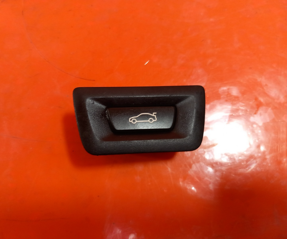 ebay-src:https://i.ebayimg.com/00/s/mtiwmfgxndm1/z/gjmaaeswggnqvwbs/$_57.png