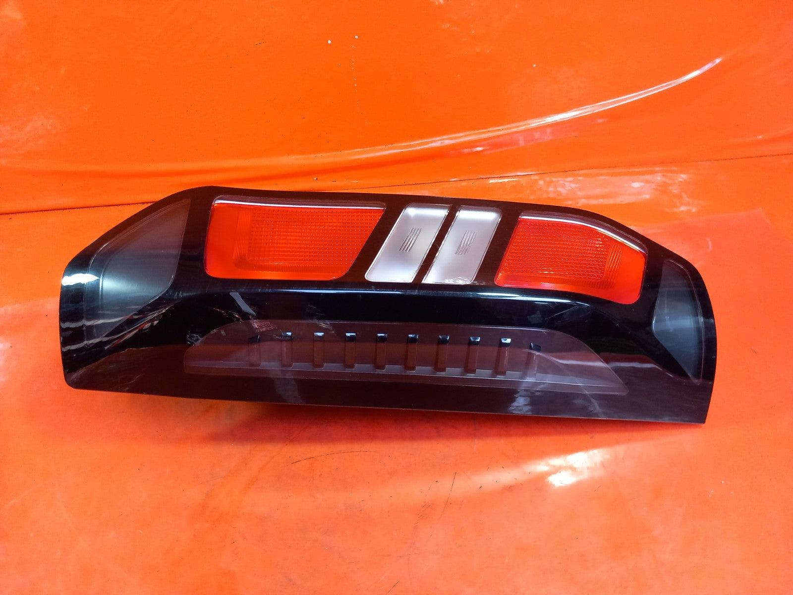 ebay-src:https://i.ebayimg.com/00/s/mtiwmfgxnjaw/z/qmsaaeswm89qjupu/$_57.jpg