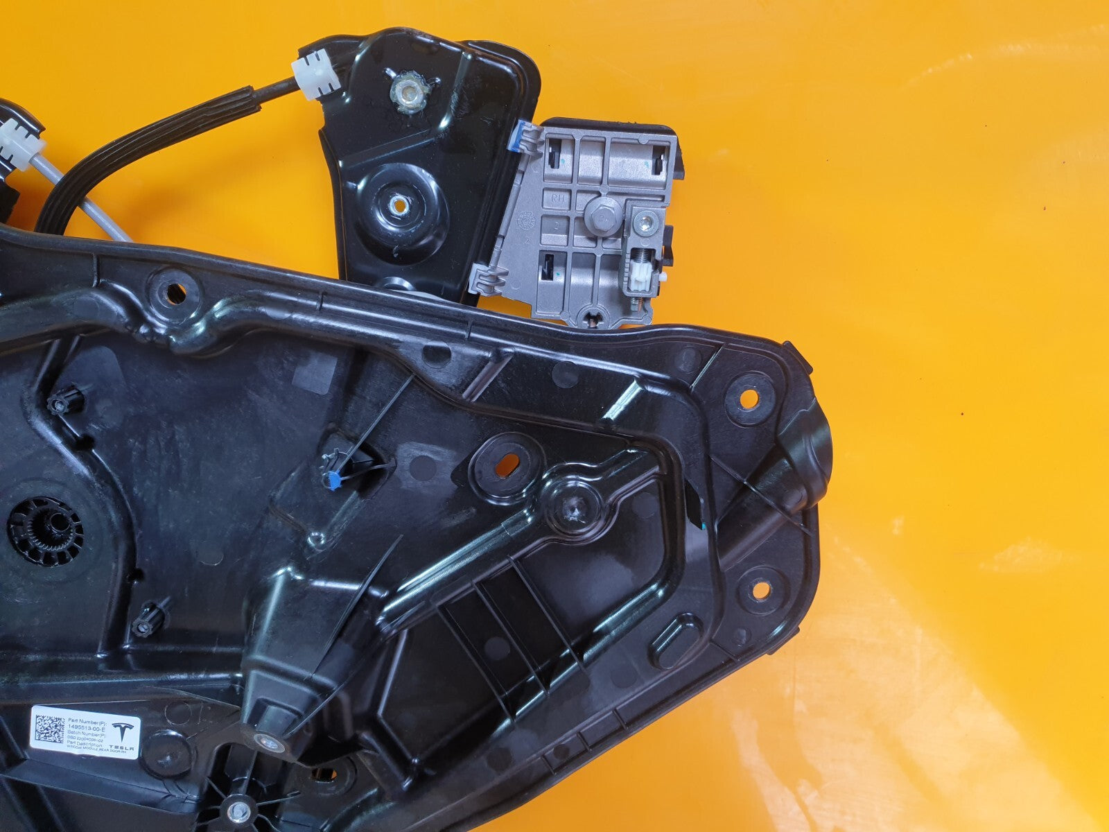 ebay-src:https://i.ebayimg.com/00/s/mtiwmfgxnjaw/z/~xuaaoswmzjmecwj/$_57.jpg