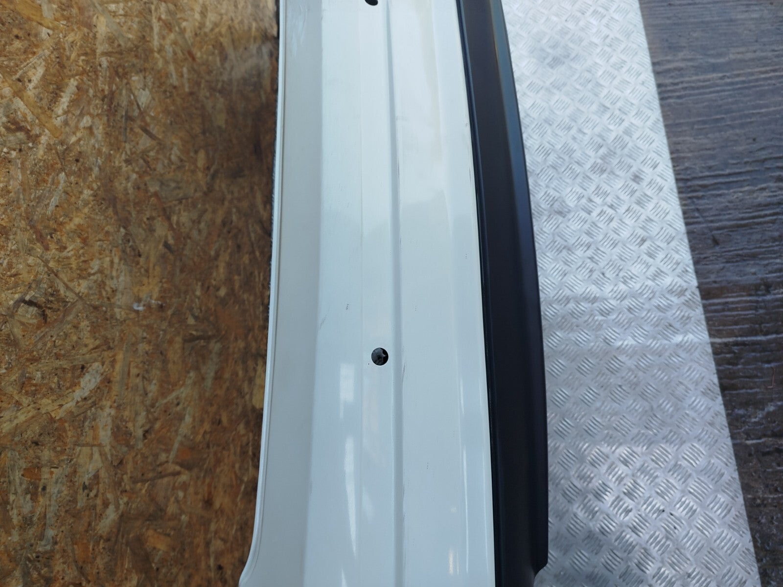 ✅2011 MERCEDES C CLASS W204 2.1 DIESEL REAR BUMPER WHITE 650 Scratches A283 - Image 7