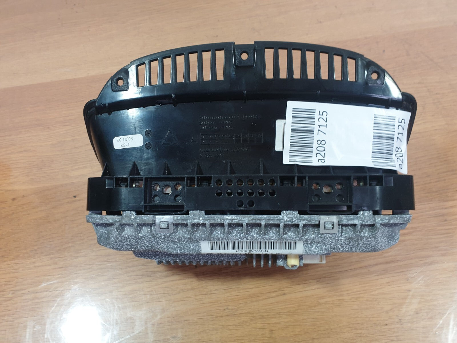 ebay-src:https://i.ebayimg.com/00/s/mtiwmfgxnjaw/z/exmaaoswaozm2ahh/$_57.jpg