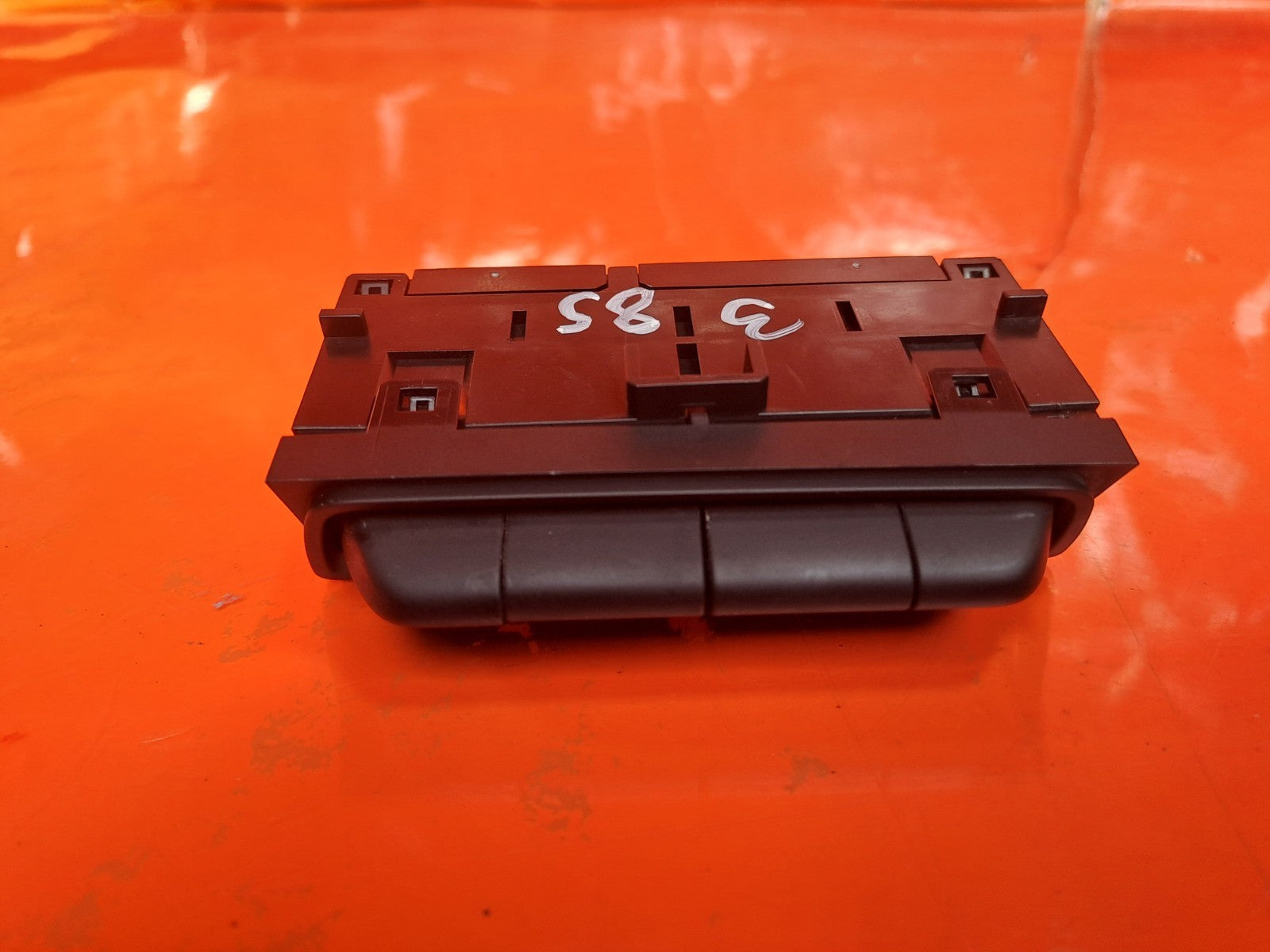 ✅2021 Renault Captur MK2 Headlight Level Control Switch 259803780R A385 - Image 8