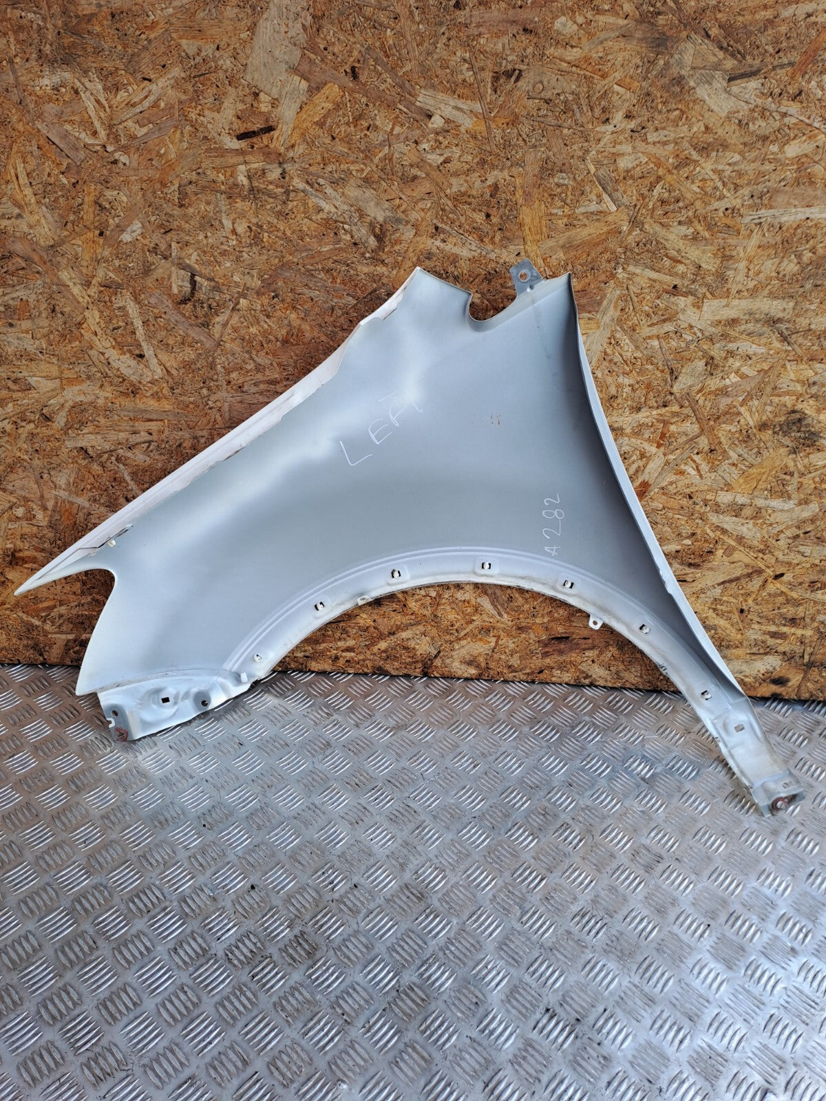 ebay-src:https://i.ebayimg.com/00/s/mtywmfgxmjaw/z/v1iaaoswctnojha5/$_57.jpg