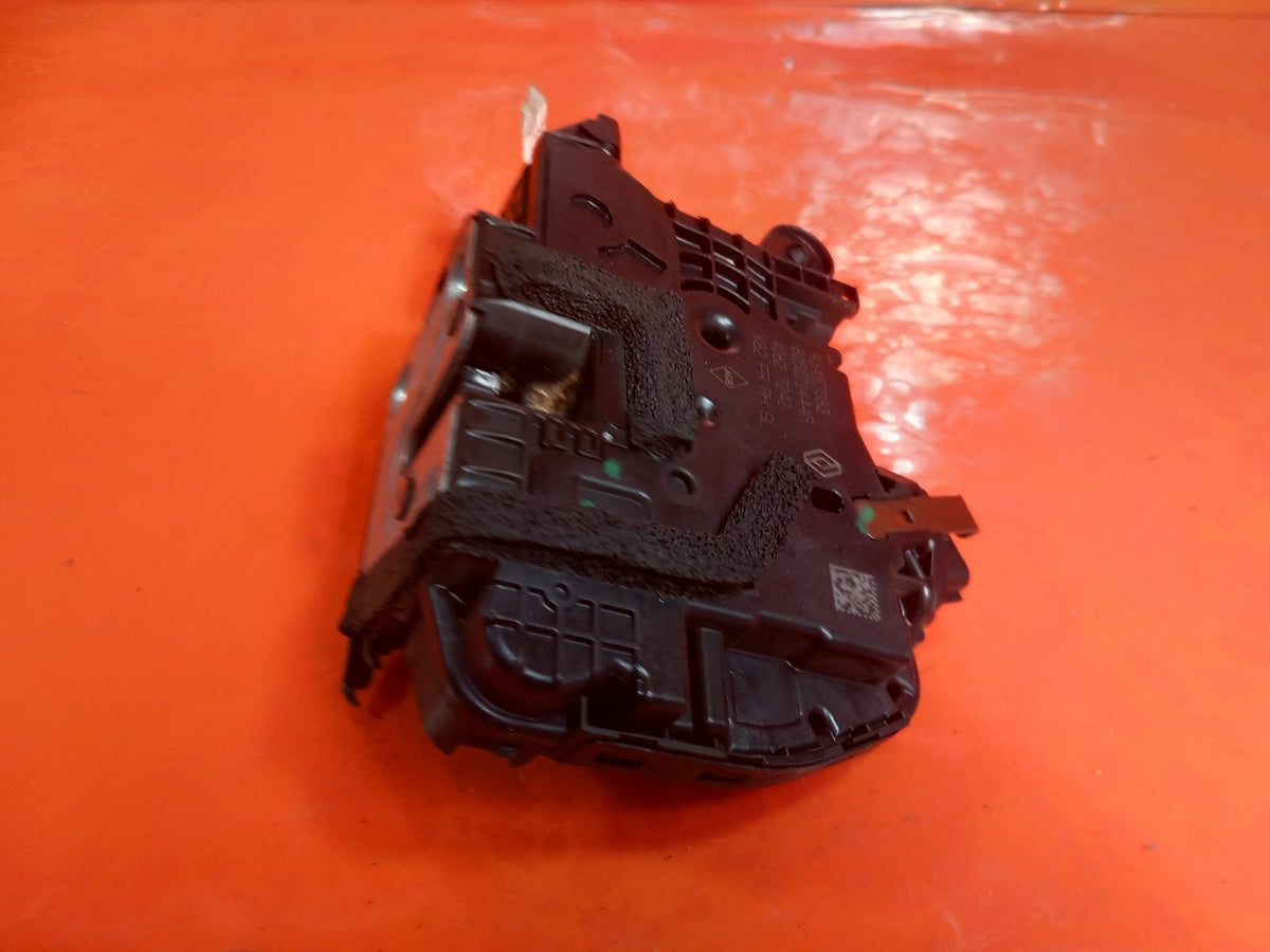 Renault Trafic MK3 1.6 Diesel 2015 Front Right Door Lock 805021444R A250 - Image 9