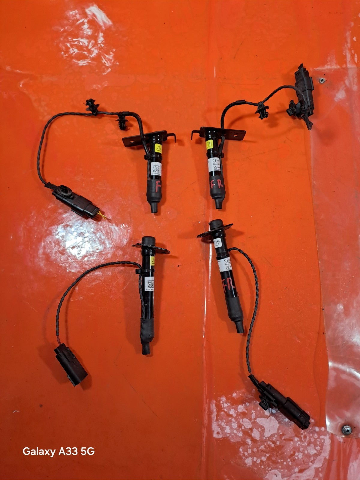 ✅POLESTAR 2 LONG RANGE 2023 BONNET HINGE ACTUATORS SET 32396638 32396639 A312 - Image 6