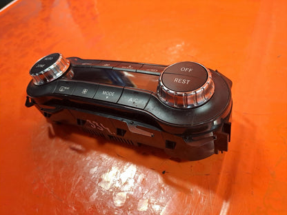 ✅MERCEDES GLA 200D X156 2.1 DIESEL 2016 A/C HEATER CLIMATE CONTROL SWITCH PANEL - Image 4