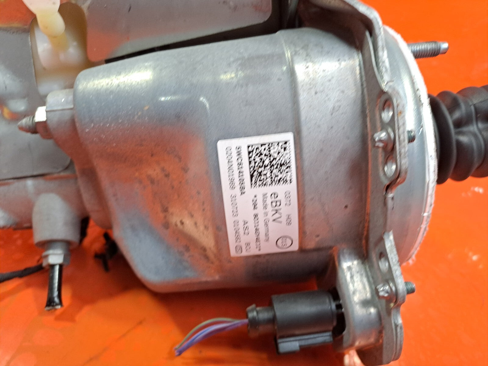 CUPRA LEON VZ2 1.4 PETROL 2023 BRAKE SERVO CYLINDER 5WC614105BA 0204850659 A227 - Image 3