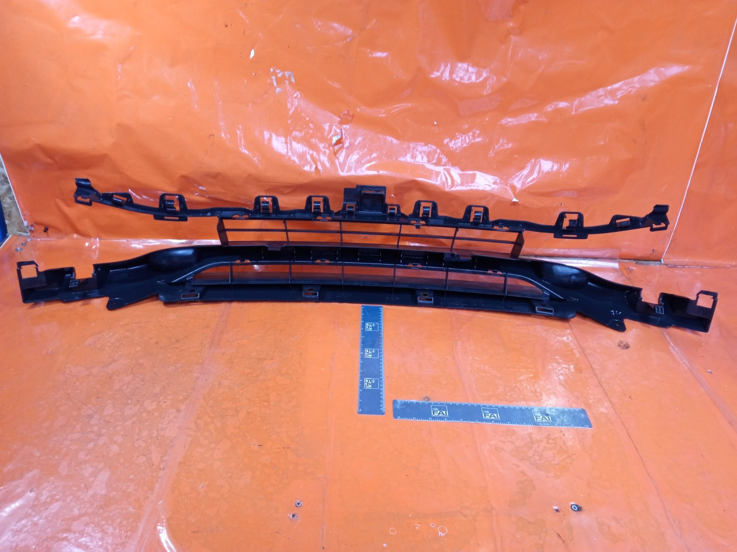 ✅2016 BMW 4 Series F33 Front Bumper Center Air Inlet Trim 7294657 +Warranty A368 - Image 6