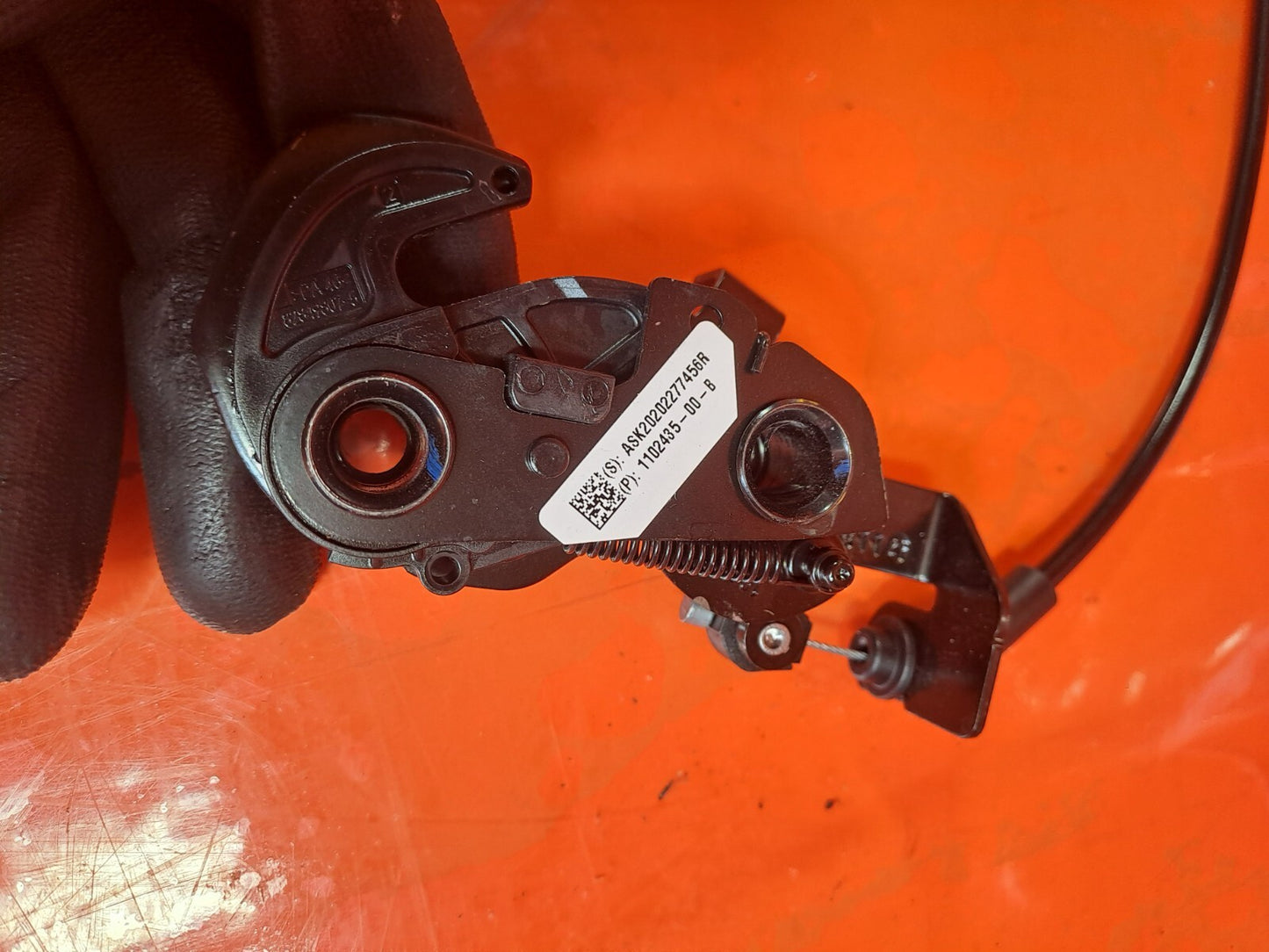 ebay-src:https://i.ebayimg.com/00/s/mtiwmfgxnjaw/z/5vsaaoswnqln-7rq/$_57.jpg