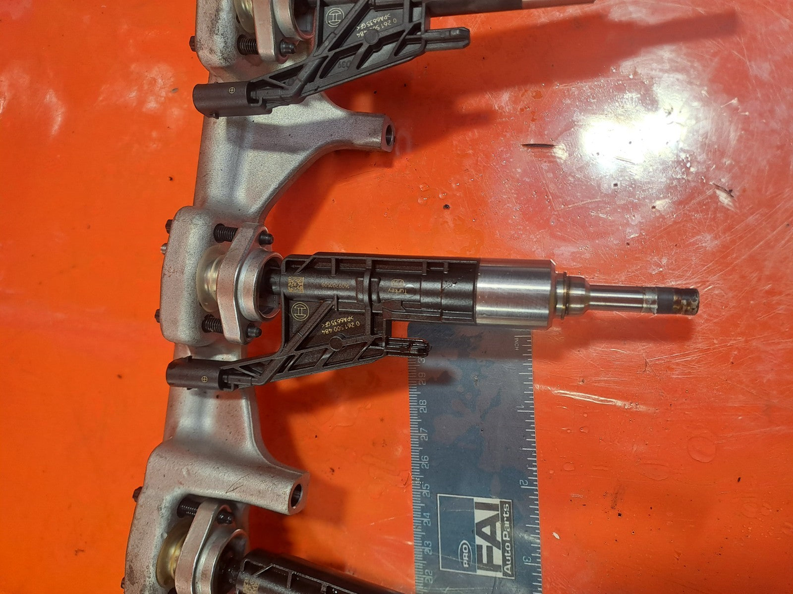 ✅2016 BMW 2 SERIES M240I F22 FUEL INJECTION RAIL 7643082 + WARRANTY A318 - Image 4