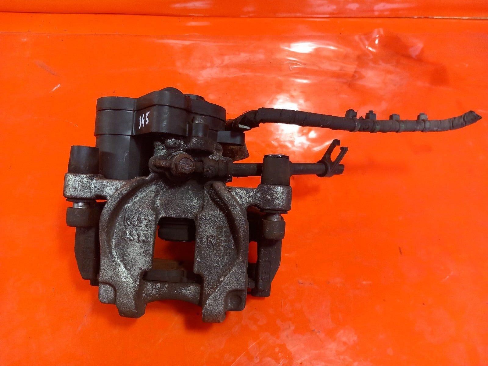 Ford Galaxy Zetec 2.0 Diesel 2019 Rear Right Electric Brake Caliper F2GT2B254BA  - Image 2