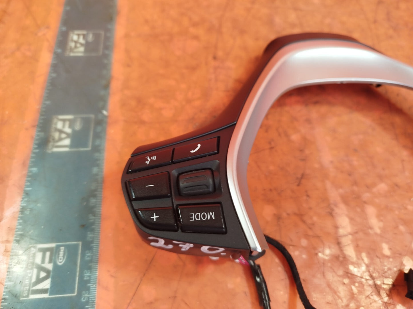 ✅2012 BMW 1 SERIES F20 STEERING WHEEL TRIM PANEL COVER 62560408C + WARRANTY - Image 11