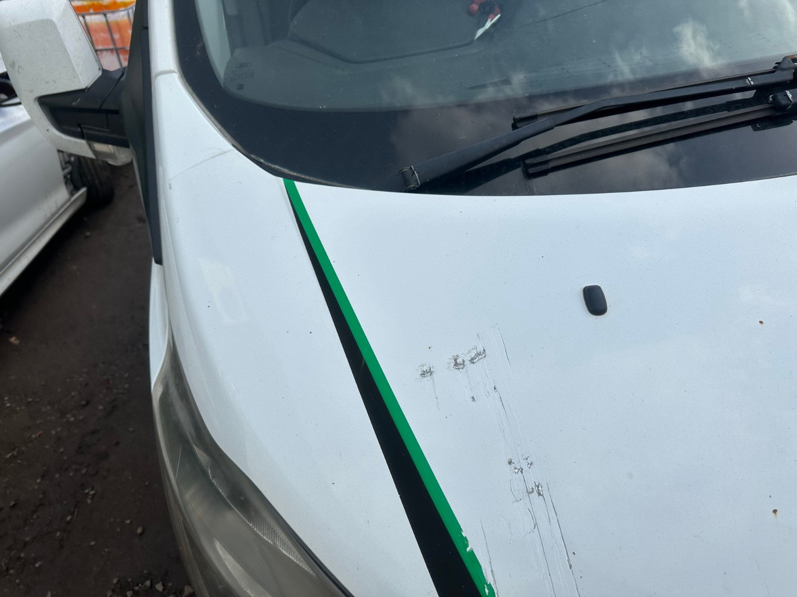 ✅Ford Transit Custom 2.2 Diesel 2014 Bonnet Hood Panel White Scratches A378 - Image 9