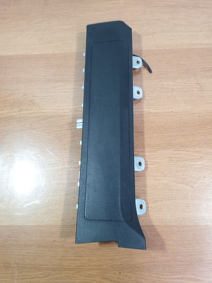 MERCEDES B CLASS W246 1.8 DIESEL 2012 FRONT RIGHT KNEE ARBAG A24686006029 A211 - Image 1
