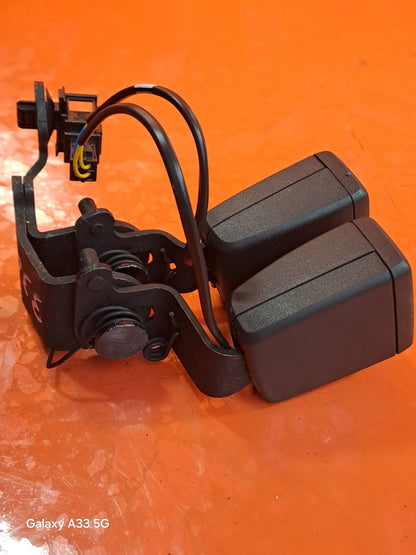 ✅2023 CUPRA FORMENTOR REAR DOUBLE SEAT BELT BUCKLE + WARRANTY A336 - Image 4