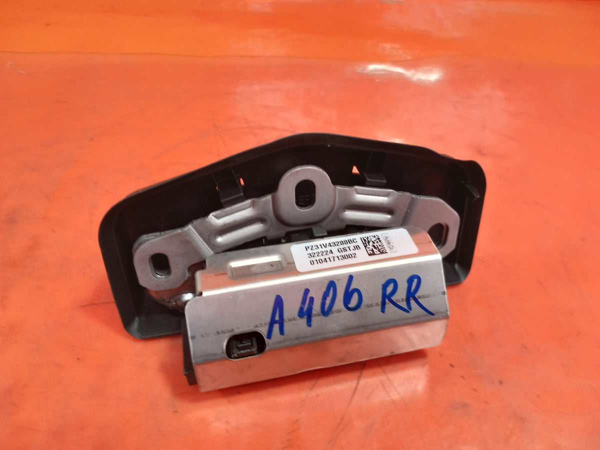 ebay-src:https://i.ebayimg.com/00/s/mtiwmfgxnjaw/z/llgaaeswix1qhpju/$_57.jpg