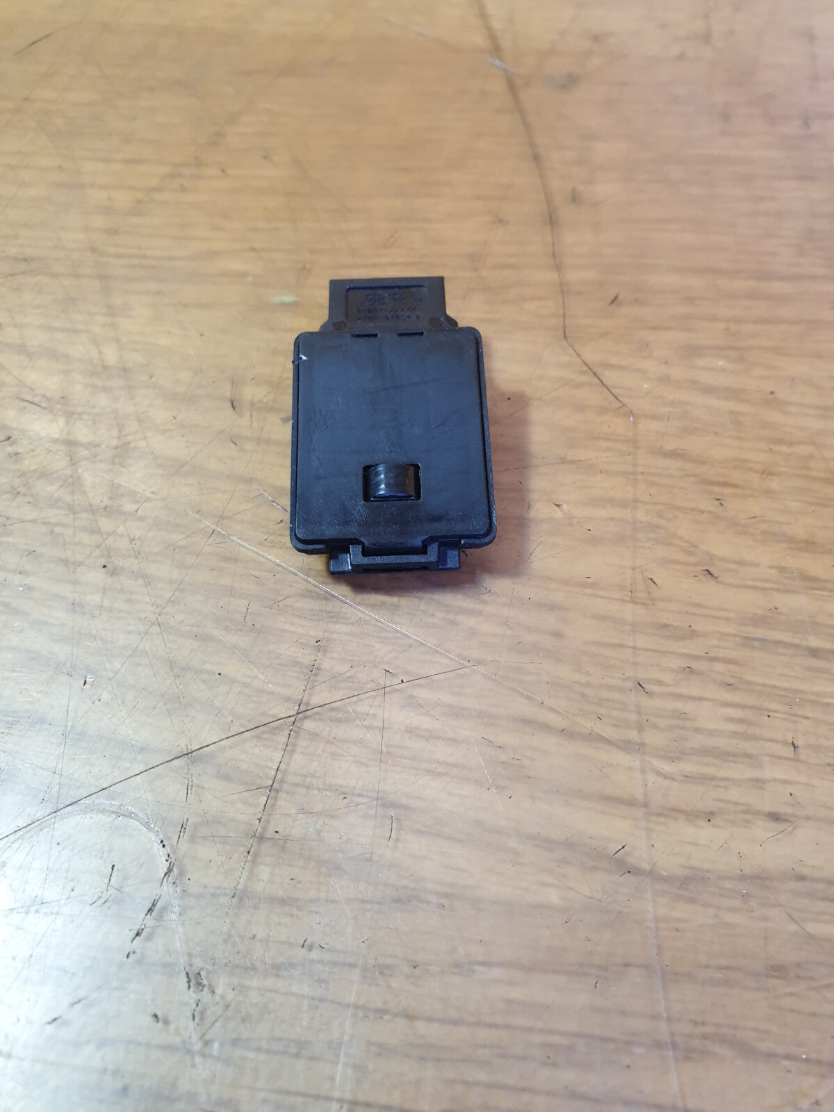 ✅2023 HYUNDAI BAYON PREM T-GDi 1.0P SUN LIGHT SENSOR 97257-XXXXX A200 - Image 5