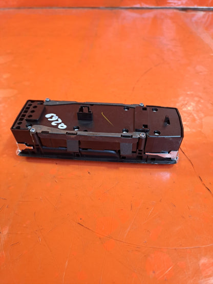 ✅MERCEDES E250 W212 2.1 DIESEL 2011 FRONT RIGHT WINDOW SWITCH A2129056100 A269 - Image 8