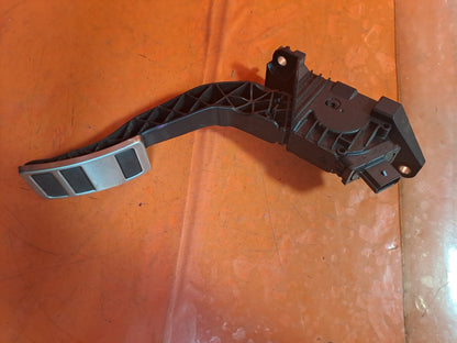 ✅FORD KUGA ST-LINE X 2.5 PETROL 2023 ACCELERATOR THROTTLE PEDAL LX619F836DB A333 - Image 4