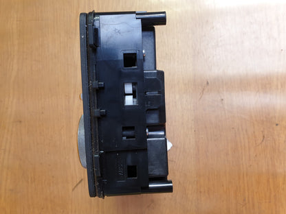 ebay-src:https://i.ebayimg.com/00/s/mtiwmfgxnjaw/z/domaaosw-atmn5da/$_57.jpg