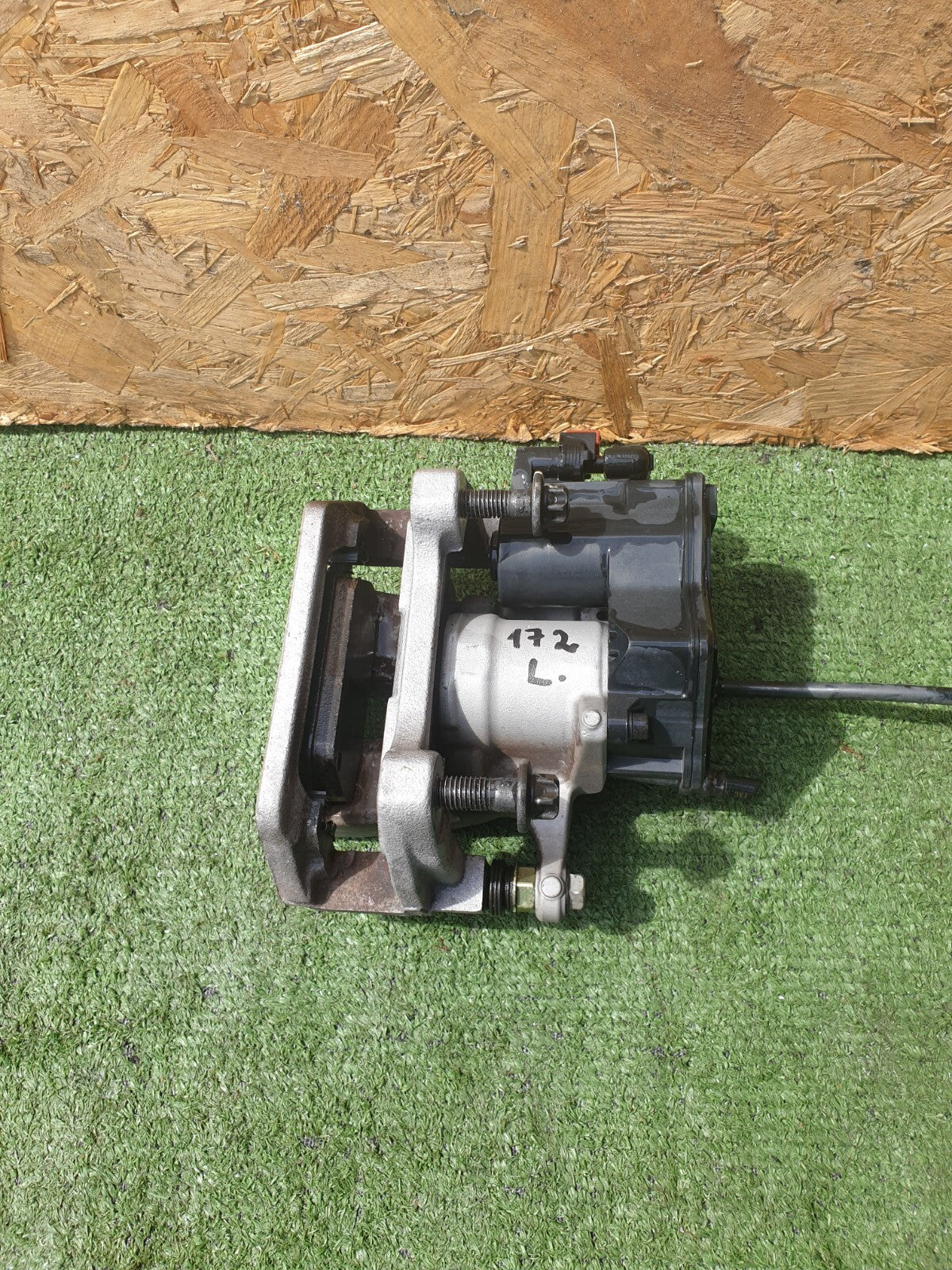 ✅2022 TESLA MODEL Y REAR LEFT BRAKE CALIPER 335-20 + WARRANTY A172 - Image 8