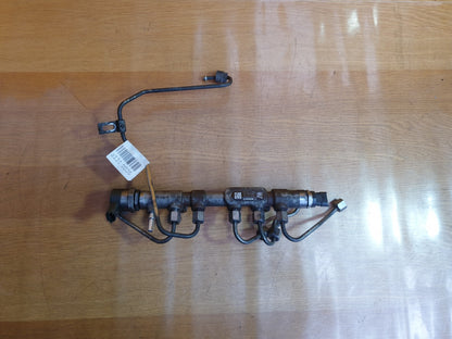 LAND ROVER 2015 DISCOVERY SPORT L550 2.0D INJECTOR RAIL G4D39D280AA A131 - Image 1