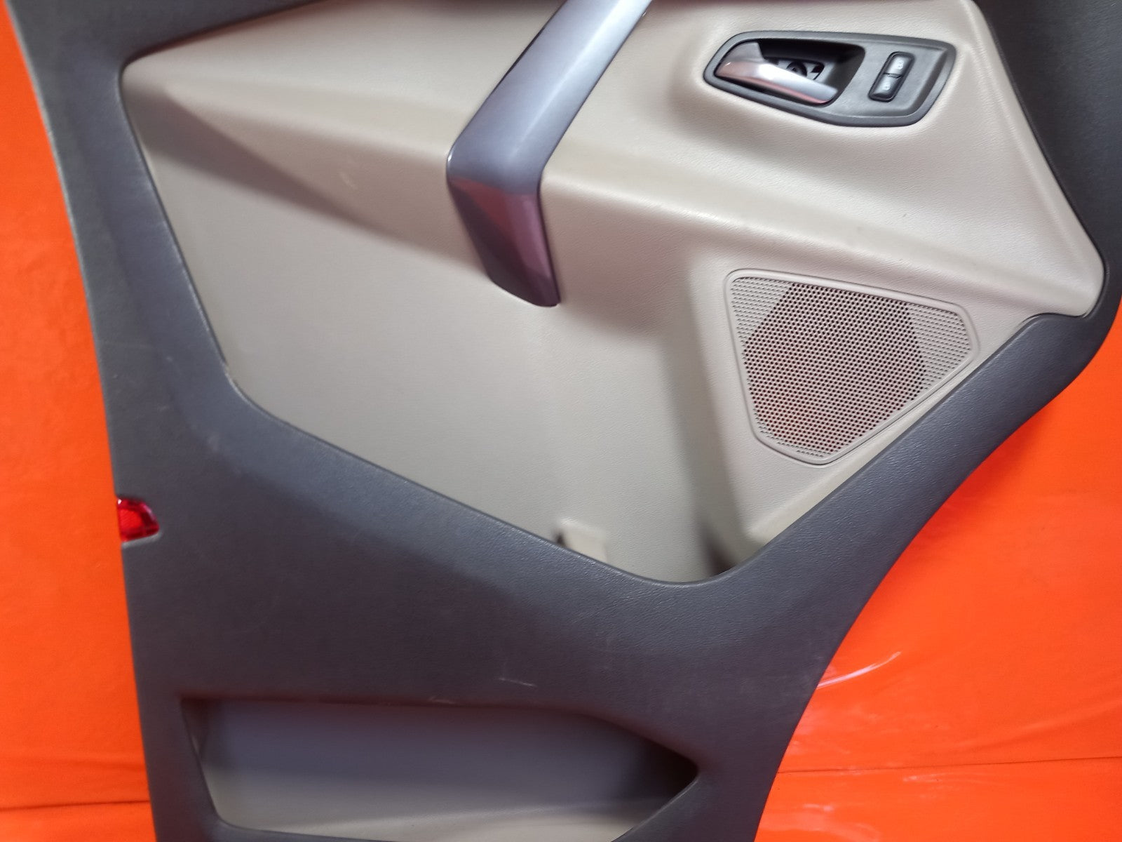 Ford Tourneo Custom 2016 Front Left Door Card BK21-V23943-01-PIA Warranty A401 - Image 3
