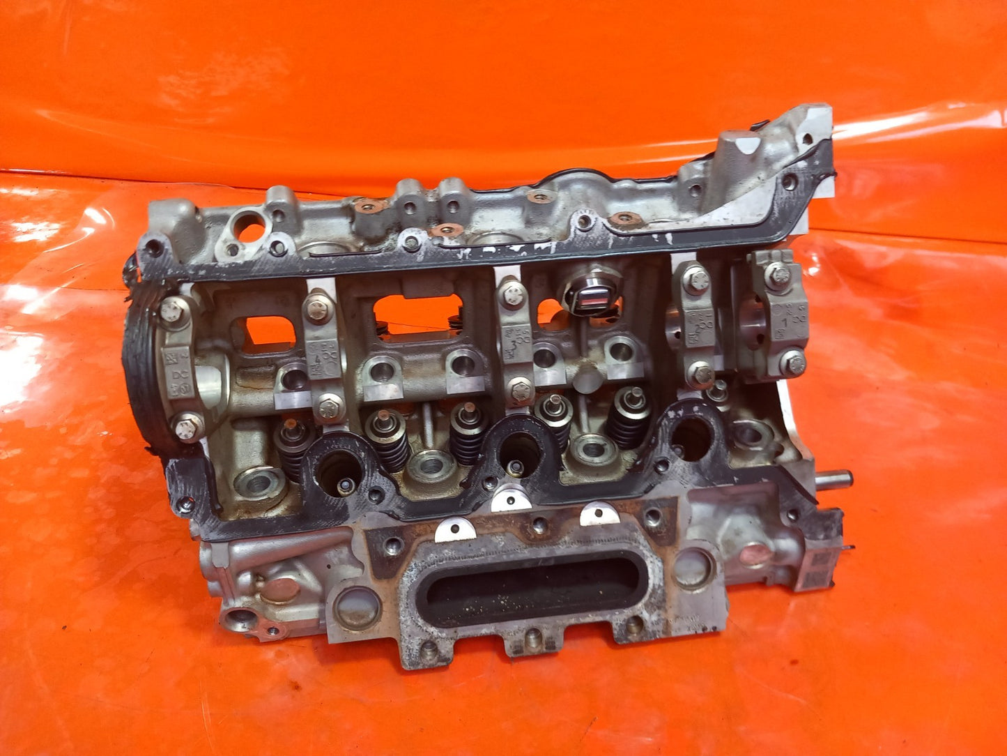 2024 Dacia Jogger 1.0 Petrol Cylinder Head H5D490 A391 - Image 3