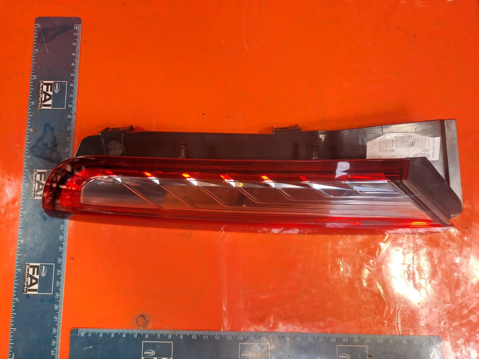 ✅2015 FORD TRANSIT CONNECT V408 REAR RIGHT UPPER TAIL LIGHT DT11-13A602-AC A355 - Image 2