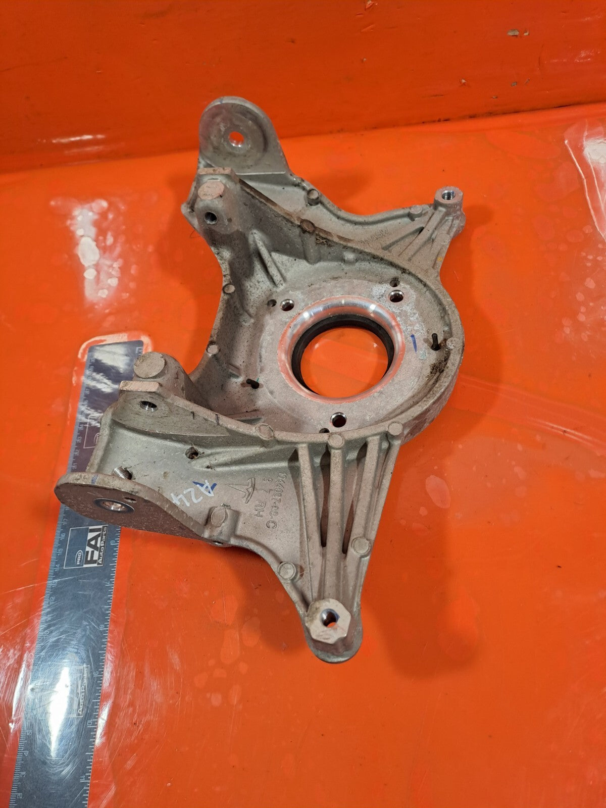 ✅2018-2025 TESLA MODEL 3 FRONT RIGHT STRUT UPPER BRACKET 1044376-00-D + WARRANTY - Image 6