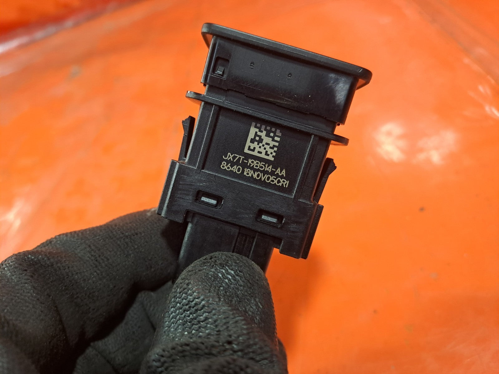 ✅2019 Ford Focus MK4 ST-Line Tailgate Release Switch Button JX7T-19B514-AA A354 - Image 7