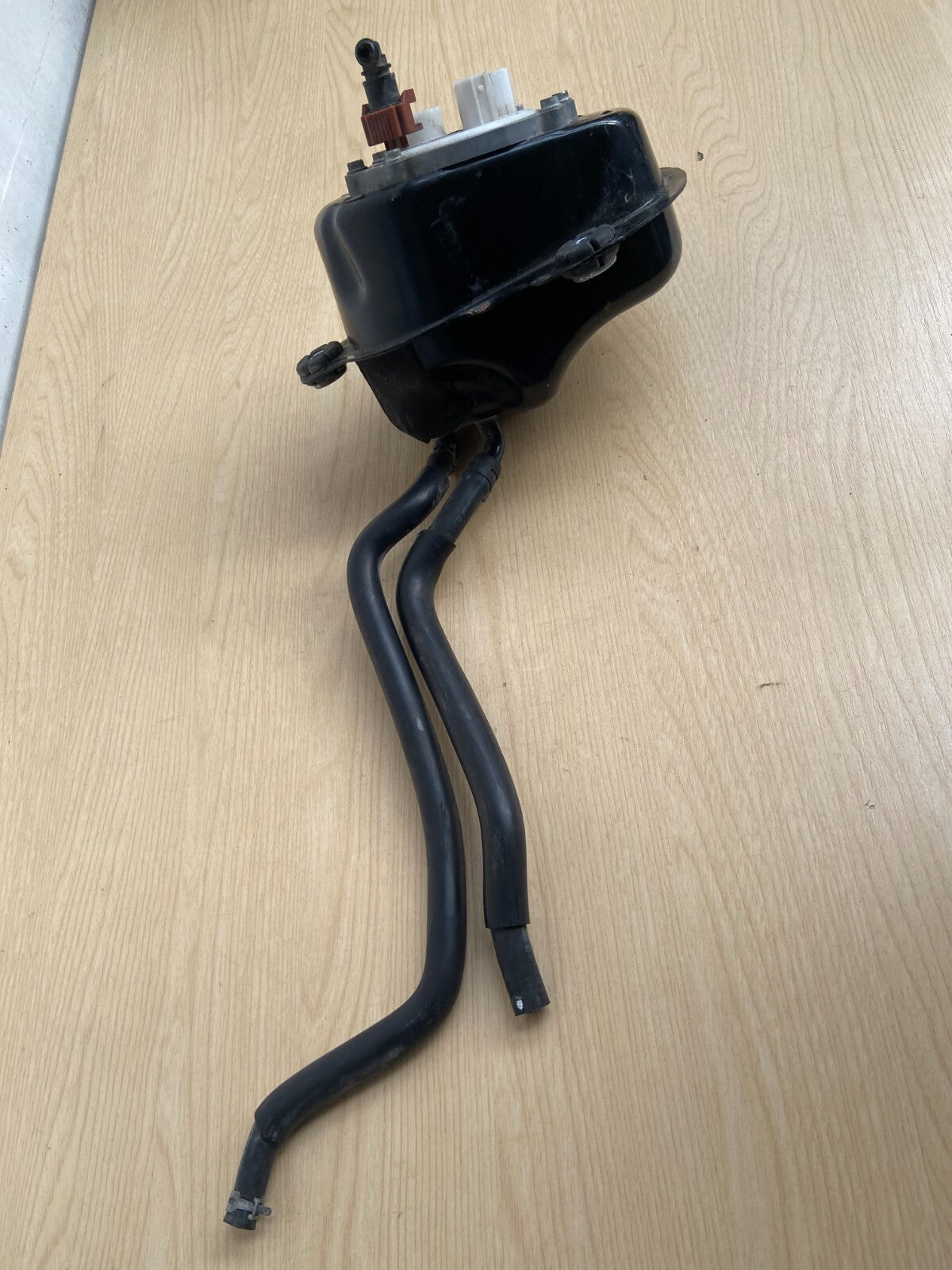 ebay-src:https://i.ebayimg.com/00/s/mtywmfgxmjaw/z/jf8aaoswwkjknqsm/$_57.jpg