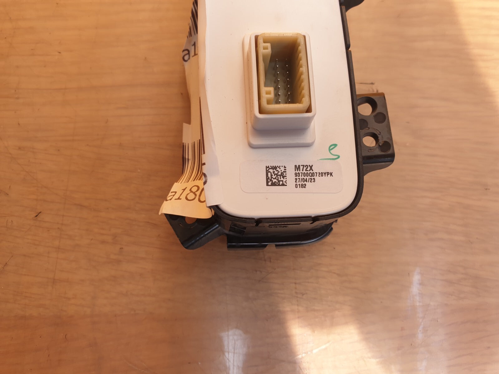 ebay-src:https://i.ebayimg.com/00/s/mtiwmfgxnjaw/z/~o0aaosw1-xmoyox/$_57.jpg