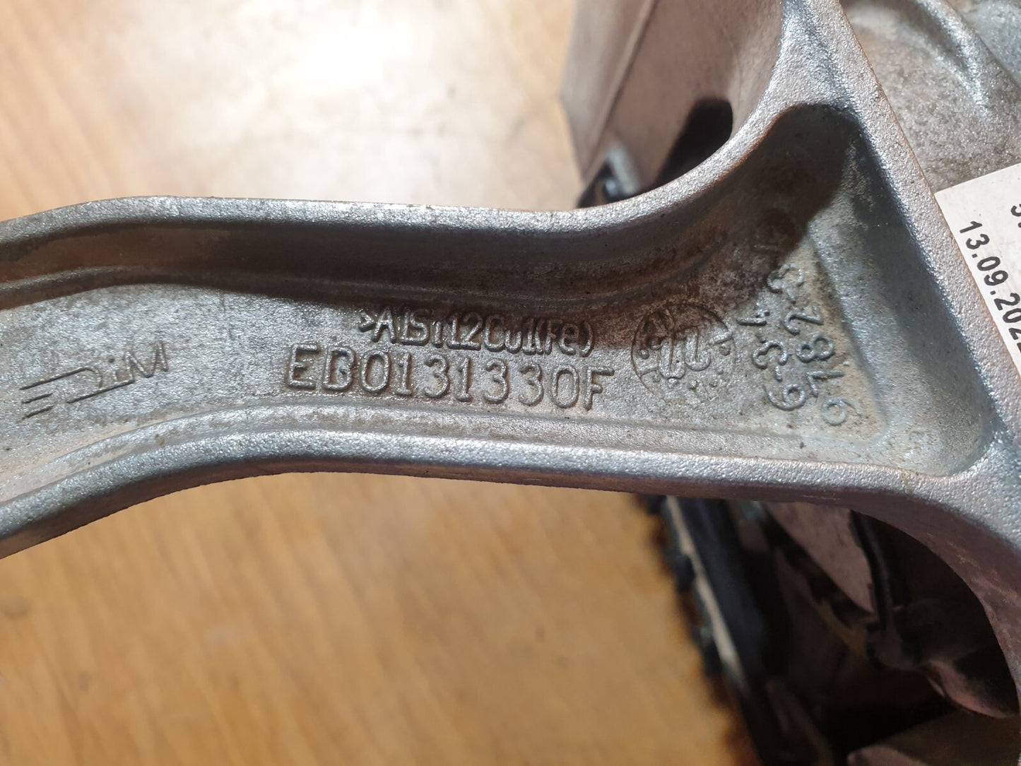 ebay-src:https://i.ebayimg.com/00/s/mtiwmfgxnjaw/z/rcoaaoswy4tmby8l/$_57.jpg