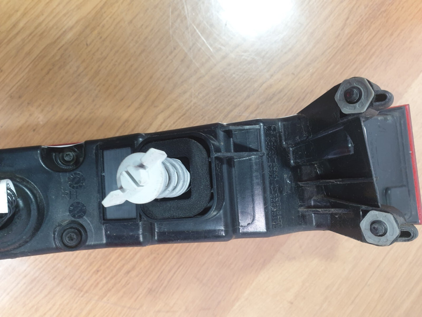 ebay-src:https://i.ebayimg.com/00/s/mtiwmfgxnjaw/z/fsiaaoswt2rmznco/$_57.jpg