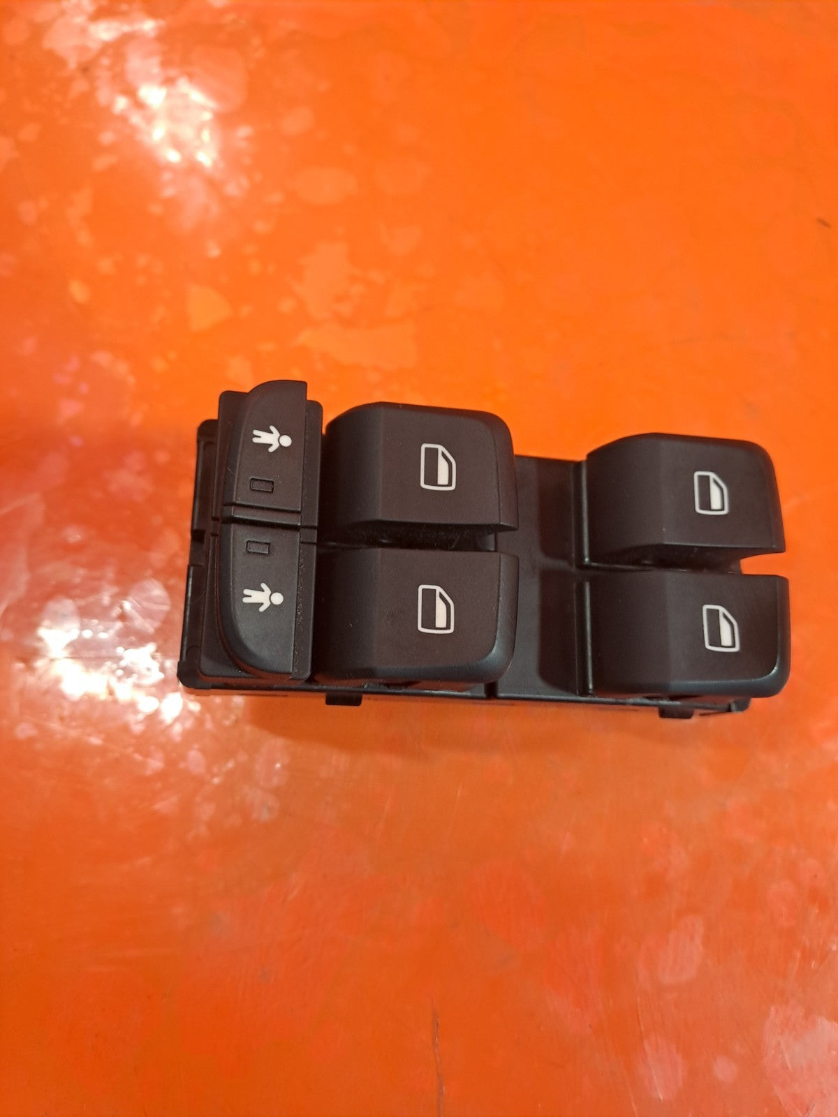 ebay-src:https://i.ebayimg.com/00/s/mtywmfgxmjaw/z/xjgaaeswjvppacrq/$_57.jpg