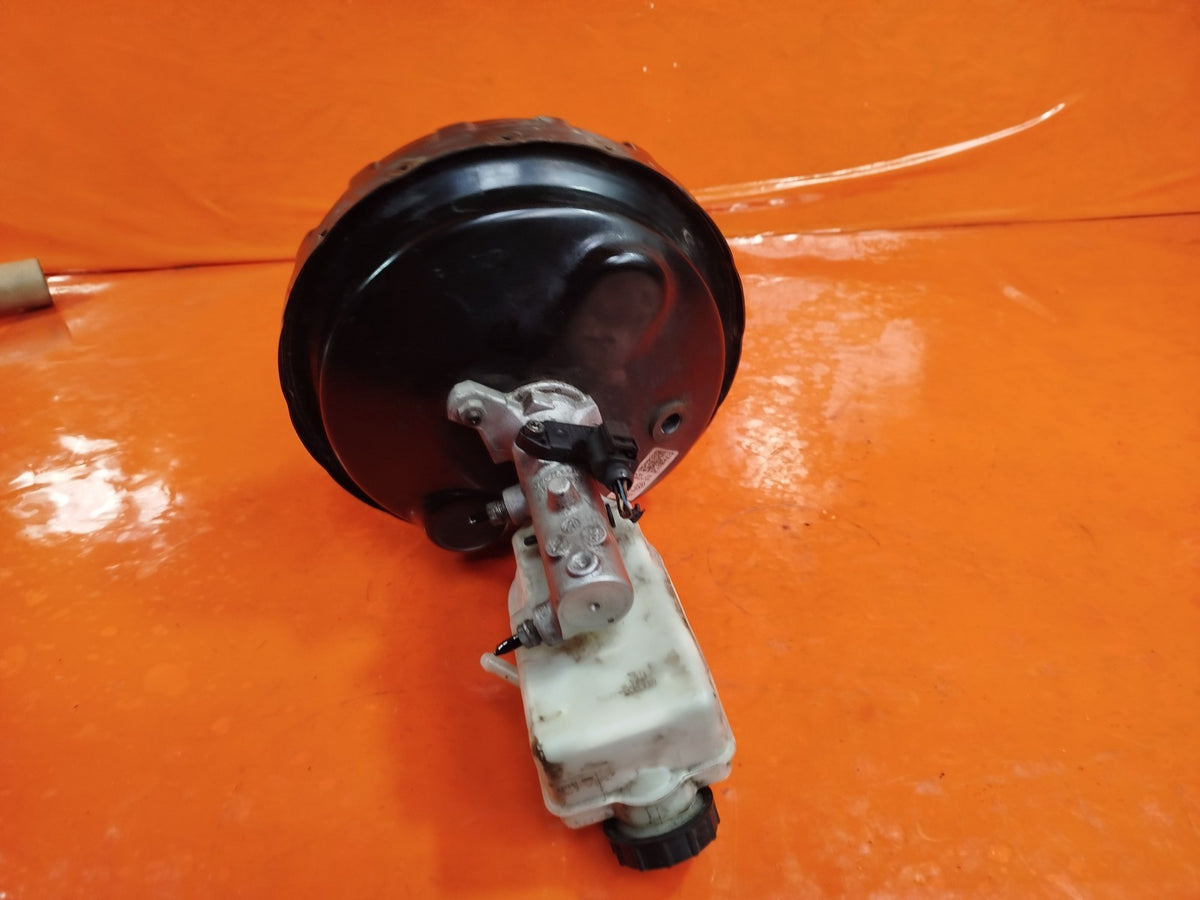 2021 VW Transporter T30 Brake Servo Master Cylinder 7LA612101 Warranty A412 - Image 10
