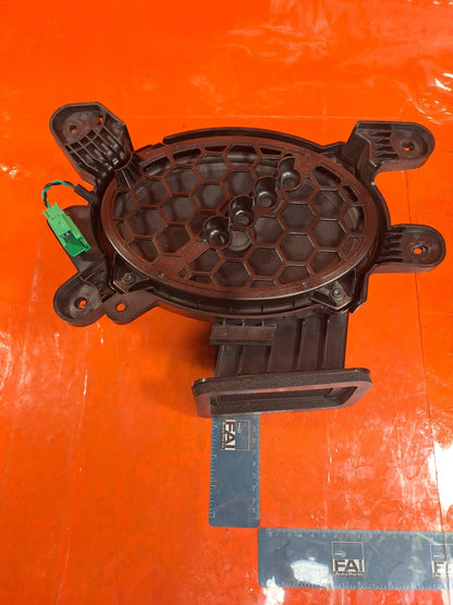 ebay-src:https://i.ebayimg.com/00/s/mtywmfgxmjaw/z/h6qaaeswbhzozvts/$_57.jpg