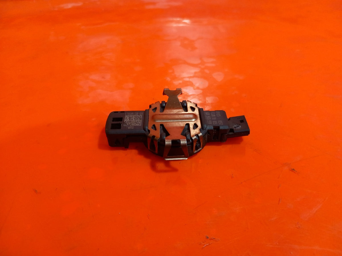 ebay-src:https://i.ebayimg.com/00/s/mtiwmfgxnjaw/z/kkgaaeswri9qvvdi/$_57.jpg