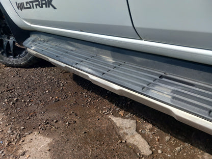 ebay-src:https://i.ebayimg.com/00/s/mtiwmfgxnjaw/z/soaaaeswo8jqjo2g/$_57.jpg