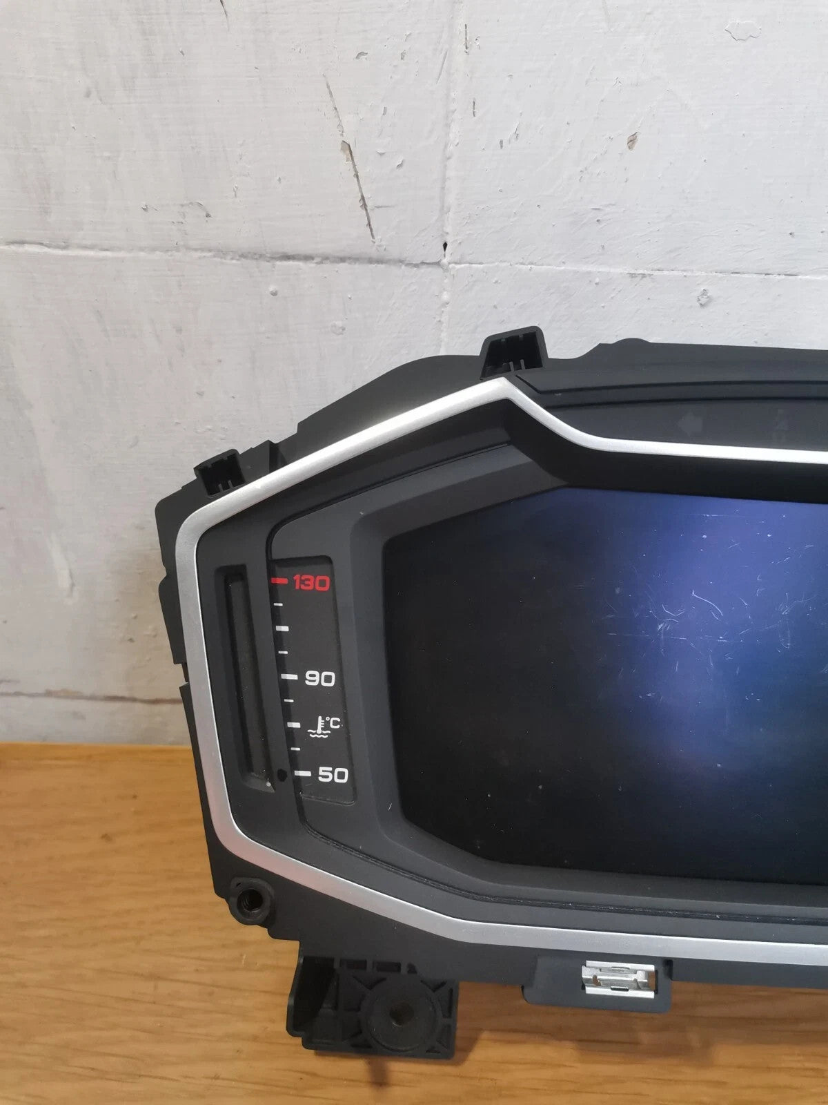 ebay-src:https://i.ebayimg.com/00/s/mtywmfgxmjaw/z/rfcaaeswvgzqib7p/$_57.jpg
