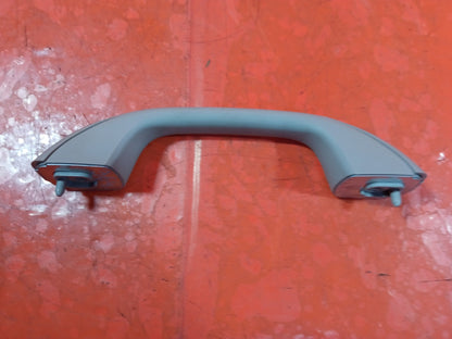 ✅Dacia Duster Journey 1.3 Petrol 2024 Interior Roof Grab Handle Warranty A364 - Image 8