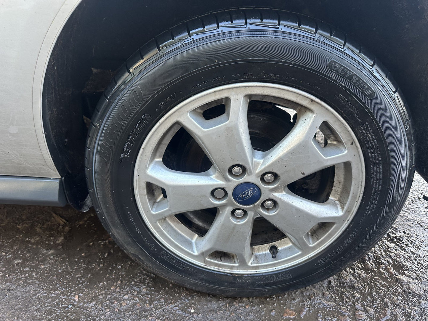✅2017 FORD TRANSIT CONNECT ALLOY WHEEL & TYRE 205/60 R16 + WARRANTY A369 - Image 1