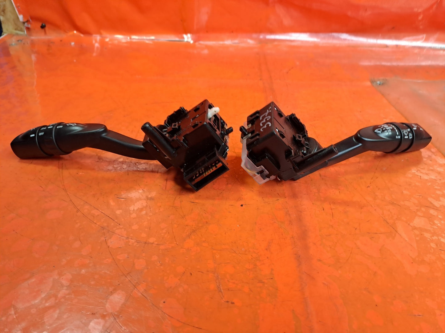✅SSANGYONG KORANDO 2015 INDICATOR STALK SWITCH & WIPER CONTROL SWITCH STALK - Image 4