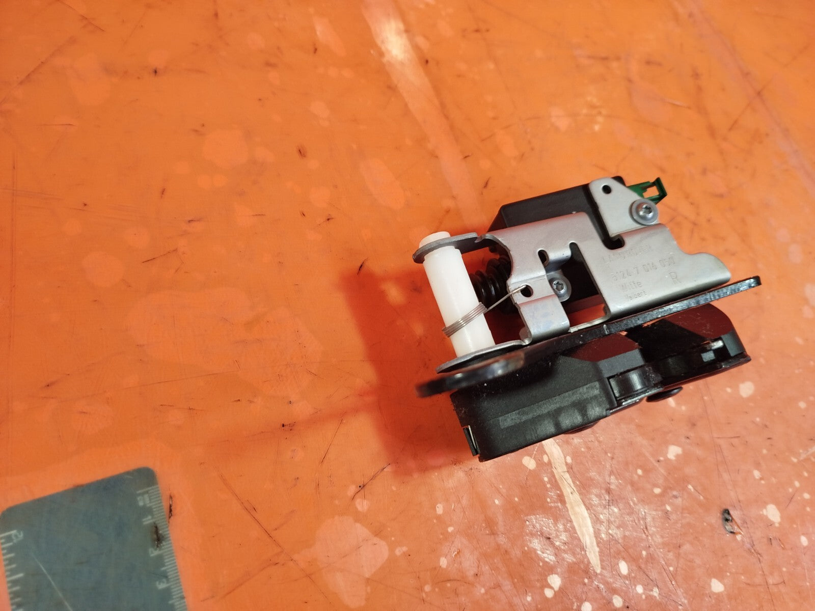 ✅Land Rover Discovery 4 2011 L319 3.0 Diesel RIGHT BOOTLID LOCK ACTUATOR 7016050 - Image 5