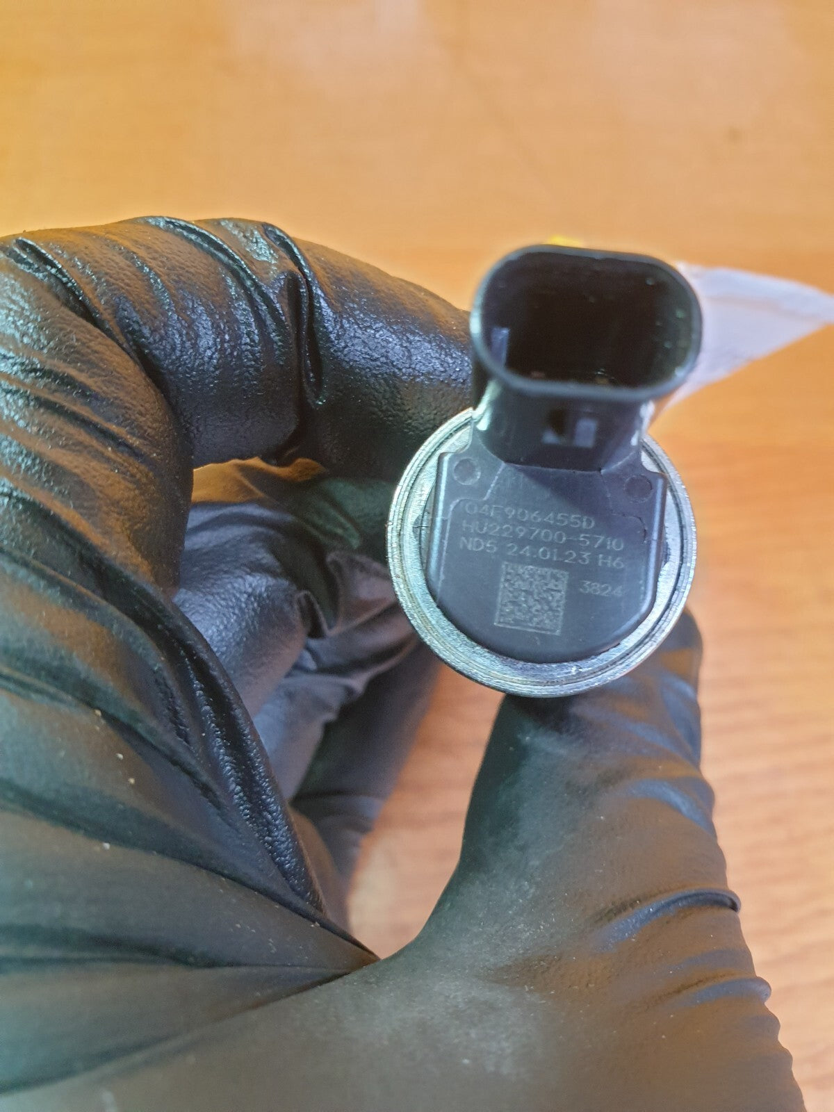 ebay-src:https://i.ebayimg.com/00/s/mtywmfgxmjaw/z/-bsaaoswft5madnl/$_57.jpg
