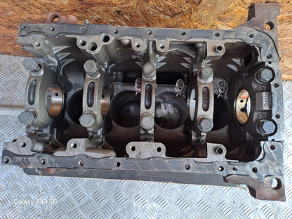 ✅FORD GALAXY ZETEC 2.0 DIESEL 2017 ENGINE BLOCK BARE T7CJ A296 - Image 2