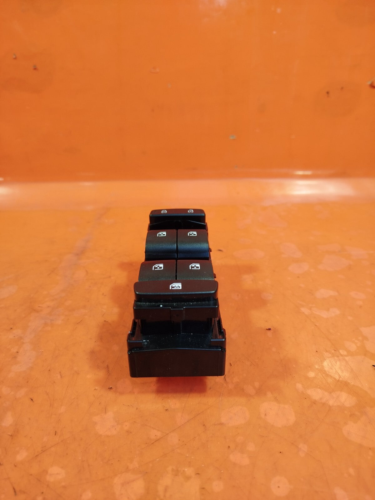 ✅Hyundai Tucson MK4 Ultimate 2023 1.6 Petrol FRONT RIGHT WINDOW CONTROL SWITCH - Image 4