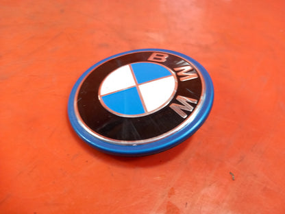 BMW G30 G31 LCI G20 Bonnet Hood Badge 5A24572 Warranty xAA - Image 4